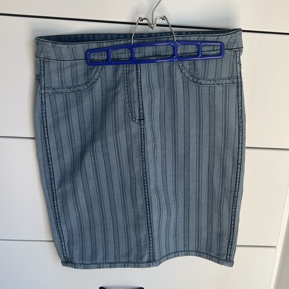 NWT Tribal reversible denim skirt size 8 - Picture 3 of 4